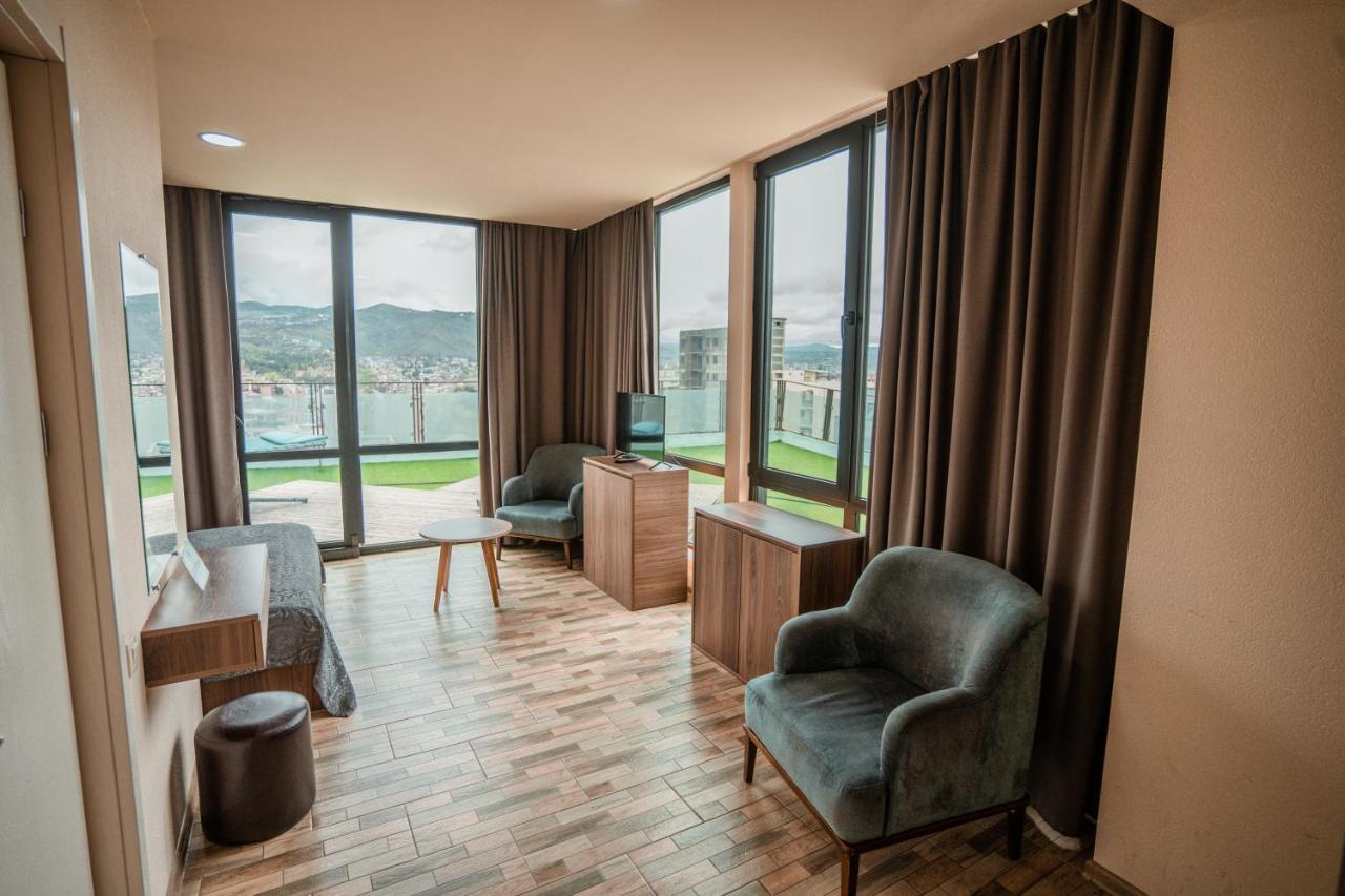 Hotel Grand View In Tbiliszi Kültér fotó