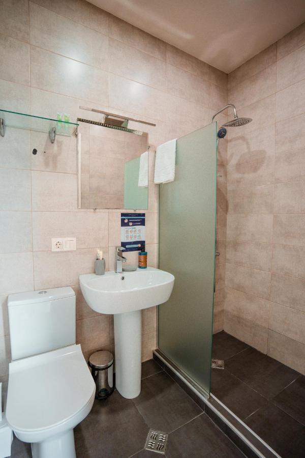 Hotel Grand View In Tbiliszi Kültér fotó