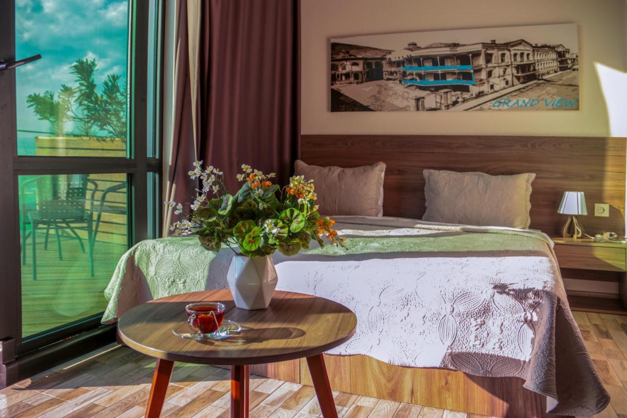 Hotel Grand View In Tbiliszi Kültér fotó